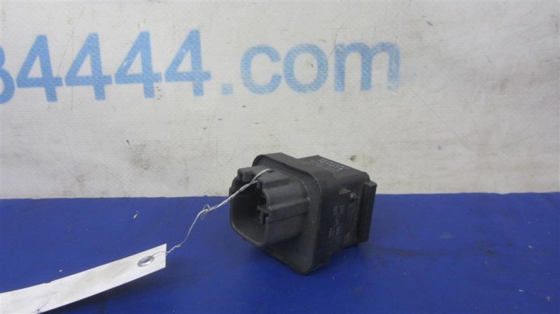 Реле включения вентилятора TOYOTA AVENSIS 03-08 Реле включения вентилятора TOYOTA AVENSIS 03-08