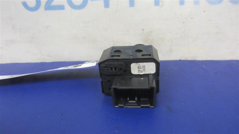 Блок управления зеркалами SUZUKI SX4 06-13 Блок управления зеркалами SUZUKI SX4 06-13