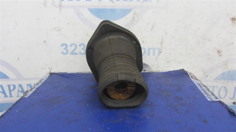 Опора амортизатора задняя левая VENZA 09-16 2009 AGV15 2.7 1ARFE