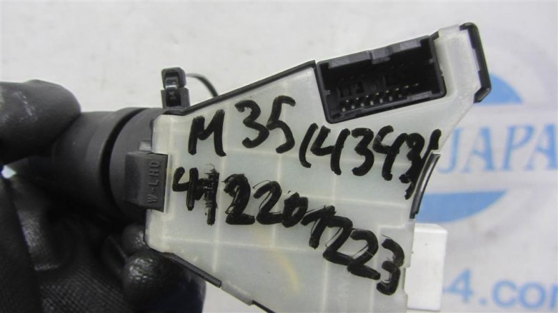 Подрулевой переключатель правый M35/M45 04-10 2006 Седан 3.5 VQ35DE