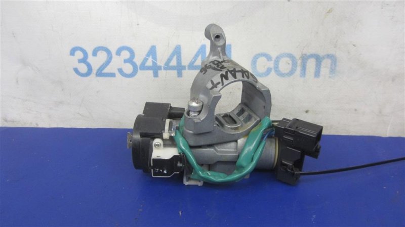Замок зажигания MITSUBISHI GALANT 03-12 Седан 2.4