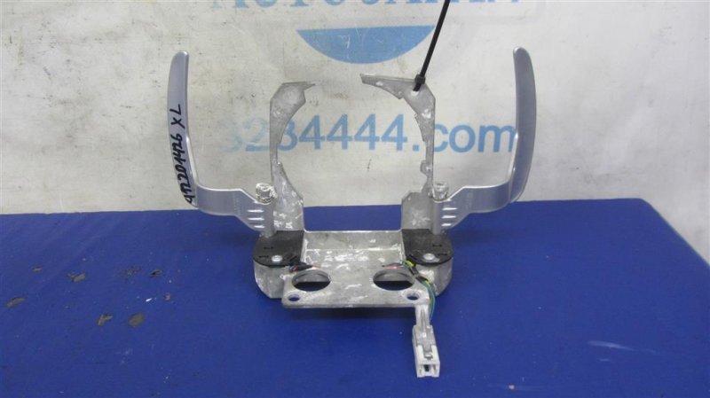 Лепестки переключения передач MITSUBISHI OUTLANDER XL 05-13 Лепестки переключения передач MITSUBISHI OUTLANDER XL 05-13