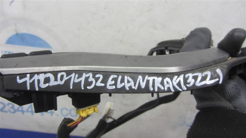 Кнопки на руль ELANTRA AD 16- 2017 Седан 2.0