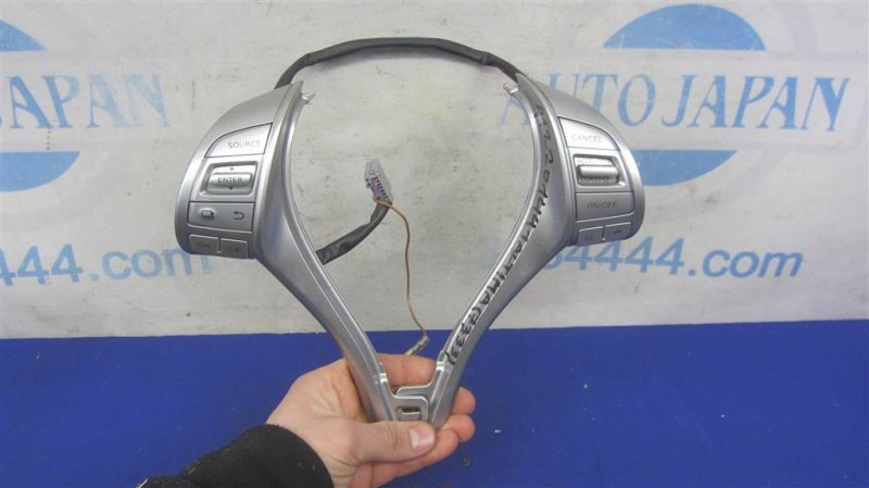 Кнопки на руль NISSAN ALTIMA L33 12-18 2016 L33 2.5 Б/У