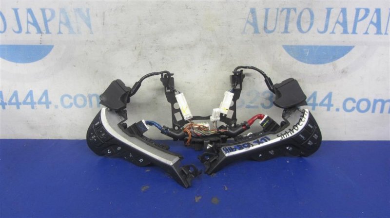 Кнопки на руль ACURA ILX 12-16 2012 Седан 2.0 35880-TX4-A01 Б/У