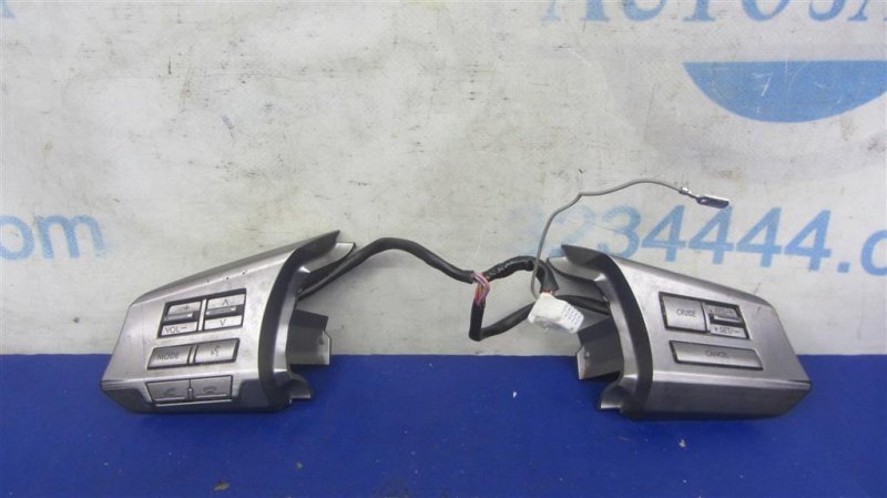 Кнопки на руль SUBARU OUTBACK 09-14 BR 2011 Внедорожник 2.5 83154AJ090 Б/У
