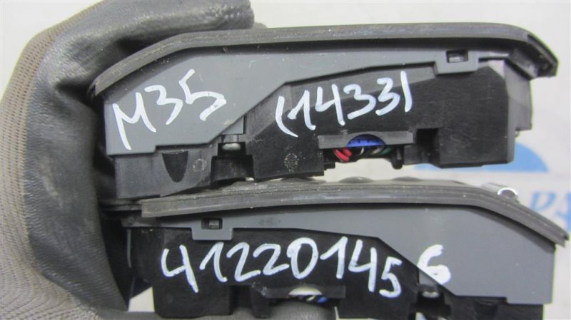 Кнопки на руль M35/M45 04-10 2006 Седан 3.5 VQ35DE