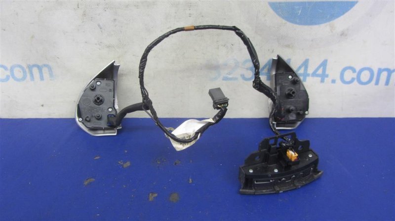 Кнопки на руль MITSUBISHI OUTLANDER XL 05-13 Внедорожник 3.0