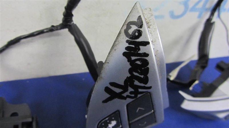 Кнопки на руль OUTLANDER XL 05-13