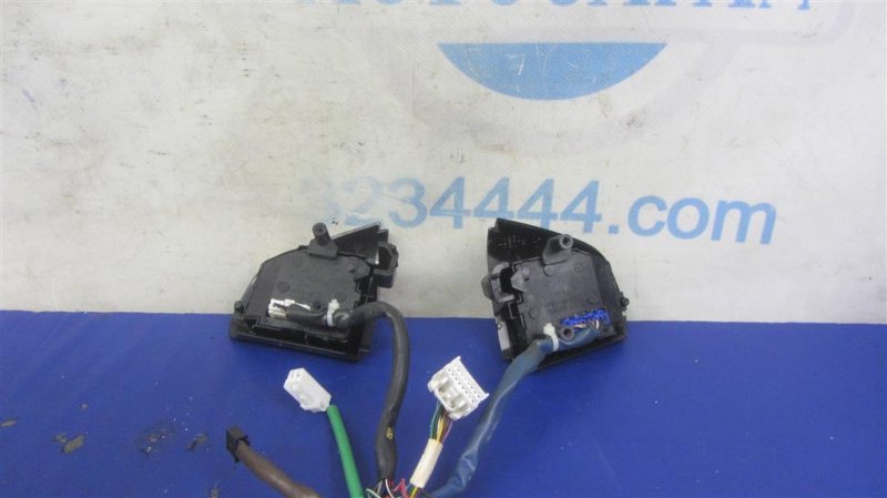 Кнопки на руль MAZDA CX-7 06-12