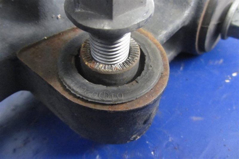 Цапфа задняя правая AVALON 05-12 2007 GSX30 3.5 2GR-FE