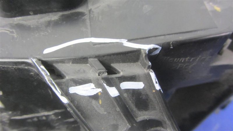 Фара передняя правая RAV4 18-