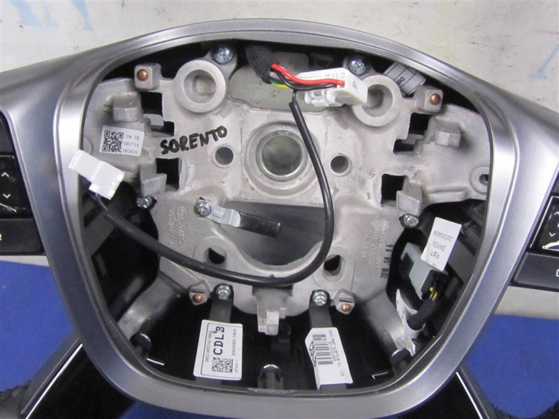 Руль SORENTO UM 14-