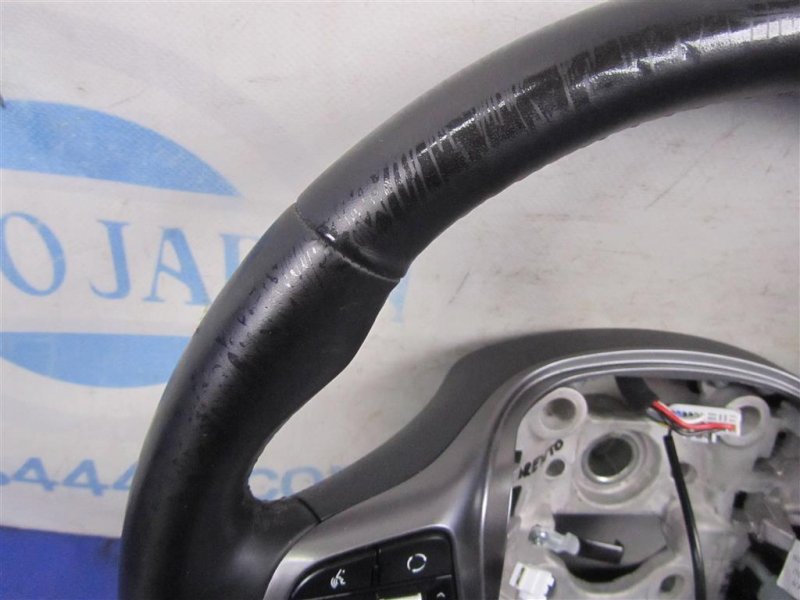 Руль SORENTO UM 14-