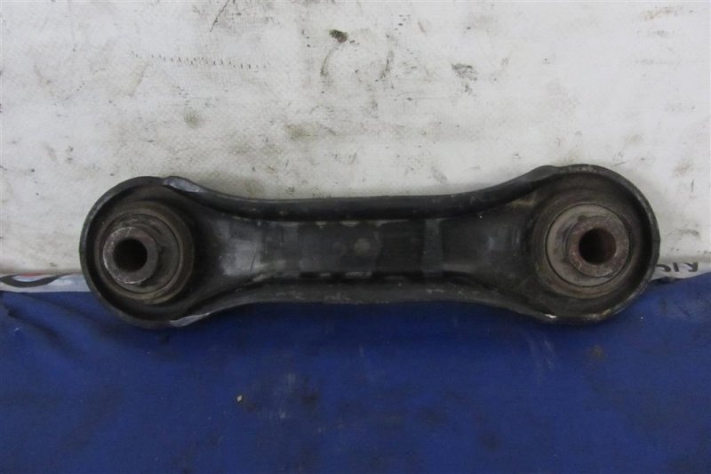 Рычаг задней подвески поперечный нижний задний правый MITSUBISHI LANCER X 10 07-15 Седан 2.4