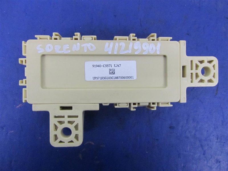 Блок электронный KIA SORENTO UM 14- 91940-C5571 Б/У