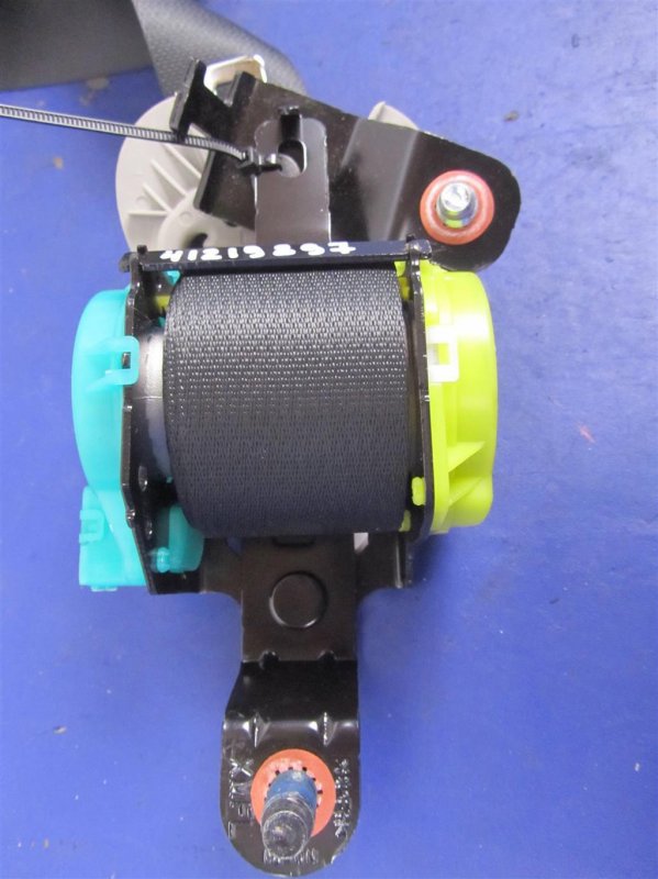 Ремень безопасности задний левый KIA SORENTO UM 14-