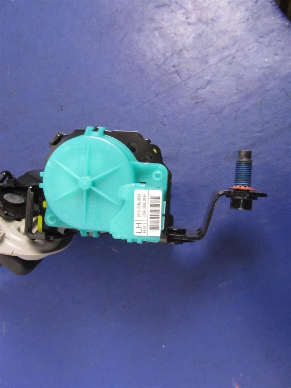 Ремень безопасности задний левый SORENTO UM 14-