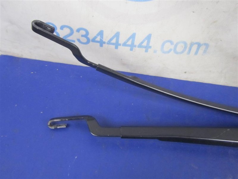 Поводок стеклоочистителя передний SORENTO UM 14-