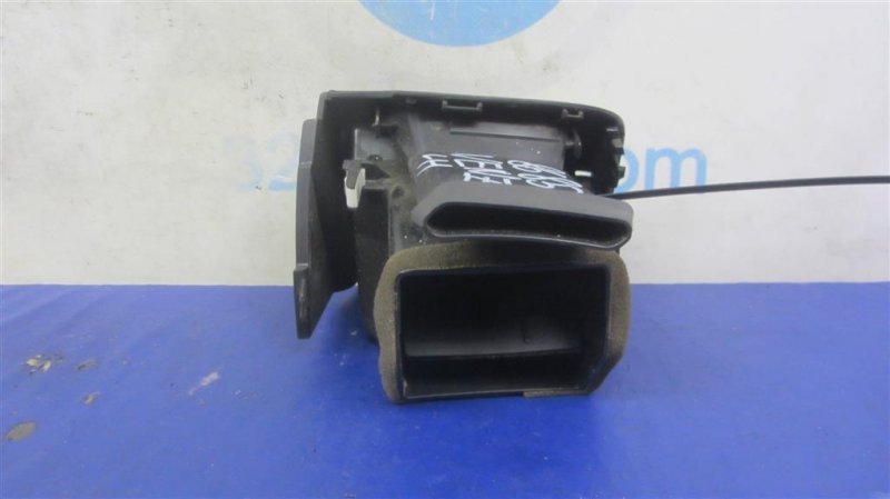 Дефлектор воздушный TOYOTA VENZA 09-16