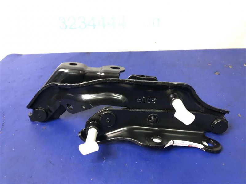 Петля капота правая LEXUS LS500 18- Петля капота правая LEXUS LS500 18-