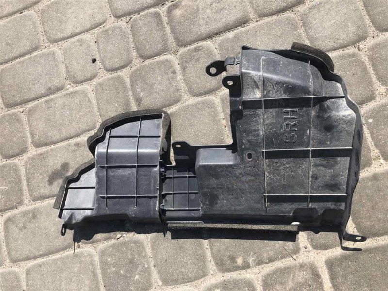 Дефлектор воздушный NISSAN NV200 USA 13- Дефлектор воздушный NISSAN NV200 USA 13-