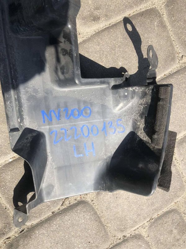 Дефлектор воздушный NV200 USA 13-