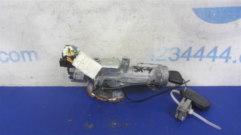 Замок зажигания SUZUKI SX4 06-13 Замок зажигания SUZUKI SX4 06-13