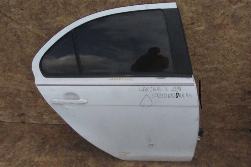 Дверь задняя правая MITSUBISHI LANCER X 10 07-15 2009 Седан 2.4 5730A582 Б/У