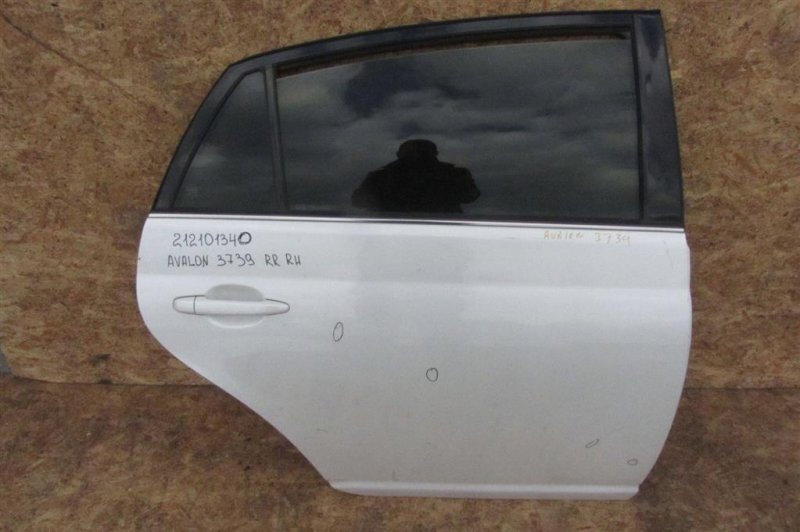 Запчасть дверь задняя правая TOYOTA AVALON 05-12 2005 GSX30 3.5 2GR-FE 67003-AC030 Б/У Дверь задняя правая TOYOTA AVALON 05-12 2005 GSX30 3.5 2GR-FE 67003-AC030 Б/У