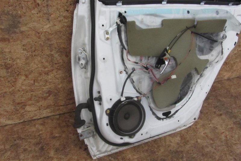 Дверь задняя правая AVALON 05-12 2005 GSX30 3.5 2GR-FE Дверь задняя правая AVALON 05-12 2005 GSX30 3.5 2GR-FE