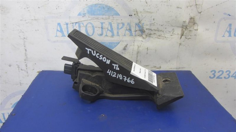 Педаль газа HYUNDAI TUCSON TL 15-20 32700-B1000 Б/У