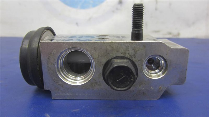 Клапан кондиционера TUCSON TL 15-20
