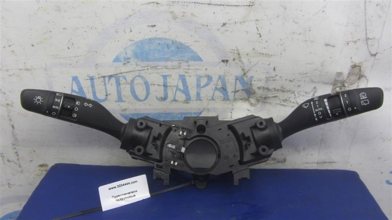 Запчасть подрулевой переключатель HYUNDAI TUCSON TL 15-20 93403-D7960 Б/У Подрулевой переключатель HYUNDAI TUCSON TL 15-20 93403-D7960 Б/У