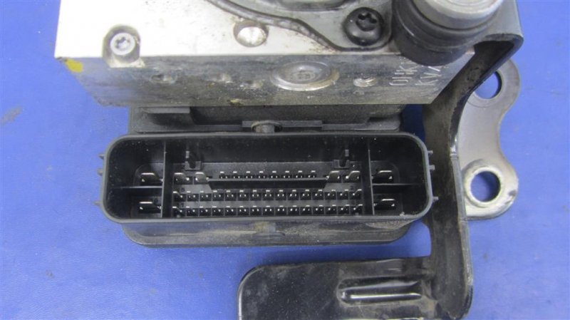 Блок ABS TUCSON TL 15-20 Блок ABS TUCSON TL 15-20