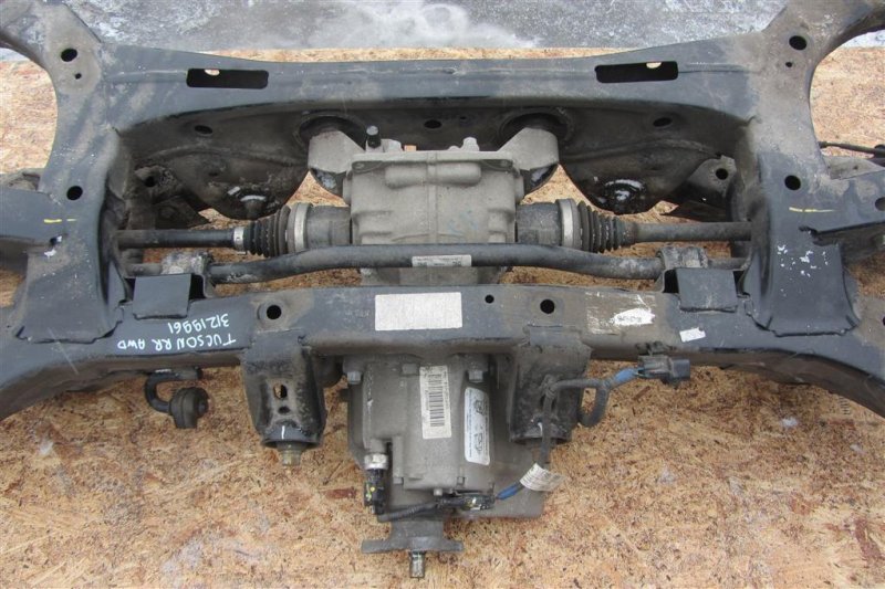 Рычаг задней подвески поперечный нижний задний правый TUCSON TL 15-20 Рычаг задней подвески поперечный нижний задний правый TUCSON TL 15-20