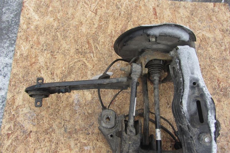 Рычаг задней подвески поперечный нижний задний правый TUCSON TL 15-20 Рычаг задней подвески поперечный нижний задний правый TUCSON TL 15-20