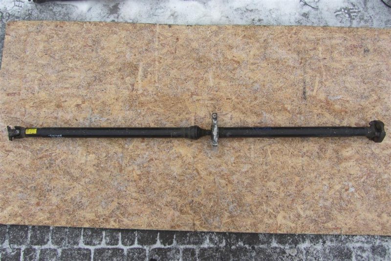 Карданный вал задний HYUNDAI TUCSON TL 15-20 49300-D3000 Б/У