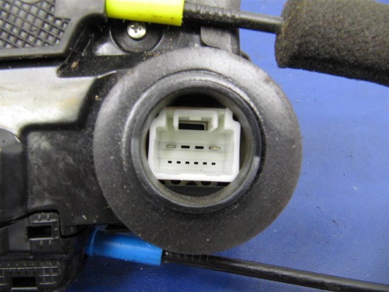 Замок двери задний левый FORESTER 12-19 2013 Внедорожник 2.5 Замок двери задний левый FORESTER 12-19 2013 Внедорожник 2.5