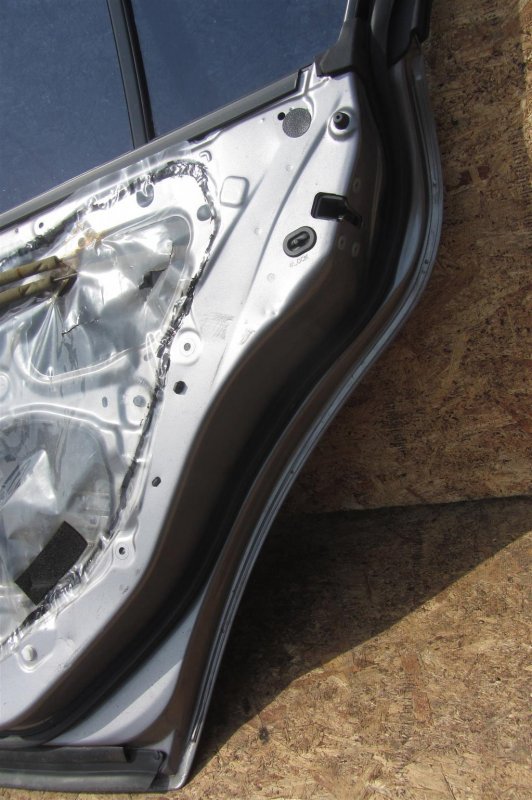 Дверь задняя правая G25/G35/G37/Q40 06-14