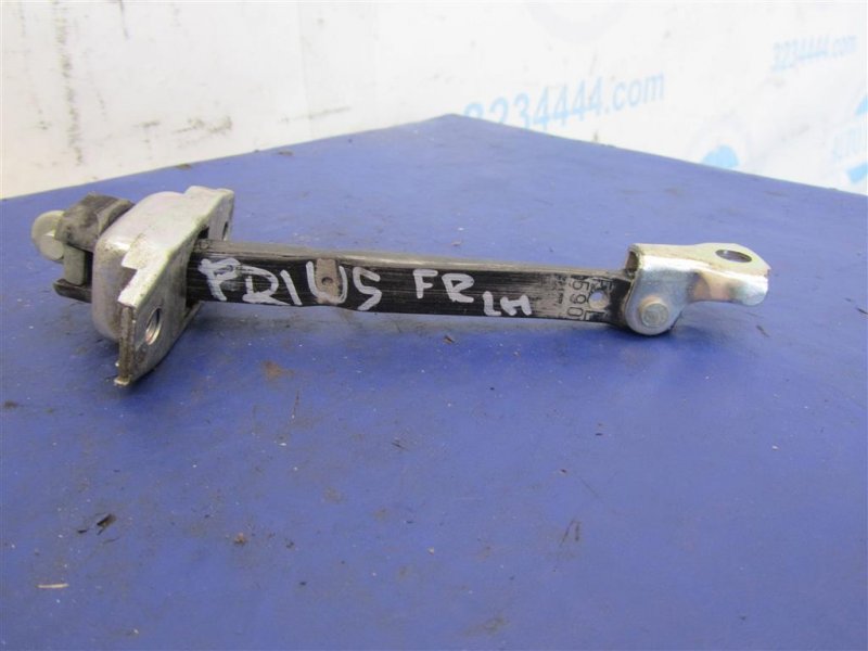 Ограничитель двери передний левый PRIUS - 30 09-17 2013 ZVW30 1.8 2ZRFXE Ограничитель двери передний левый PRIUS - 30 09-17 2013 ZVW30 1.8 2ZRFXE