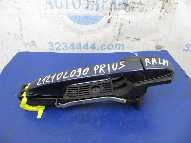 Запчасть ручка двери наружная задняя левая TOYOTA PRIUS - 30 09-17 2013 ZVW30 1.8 2ZRFXE 69211-74020-J0 Б/У Ручка двери наружная задняя левая TOYOTA PRIUS - 30 09-17 2013 ZVW30 1.8 2ZRFXE 69211-74020-J0 Б/У
