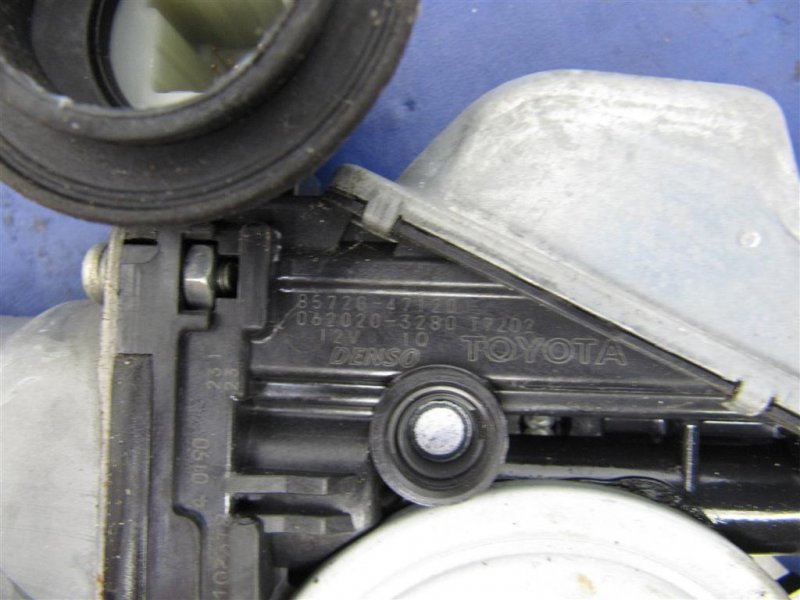 Стеклоподъемник задний левый TOYOTA PRIUS - 30 09-17 ZVW30 1.8 2ZRFXE