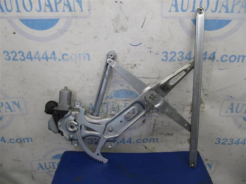 Стеклоподъемник задний левый PRIUS - 30 09-17 2013 ZVW30 1.8 2ZRFXE