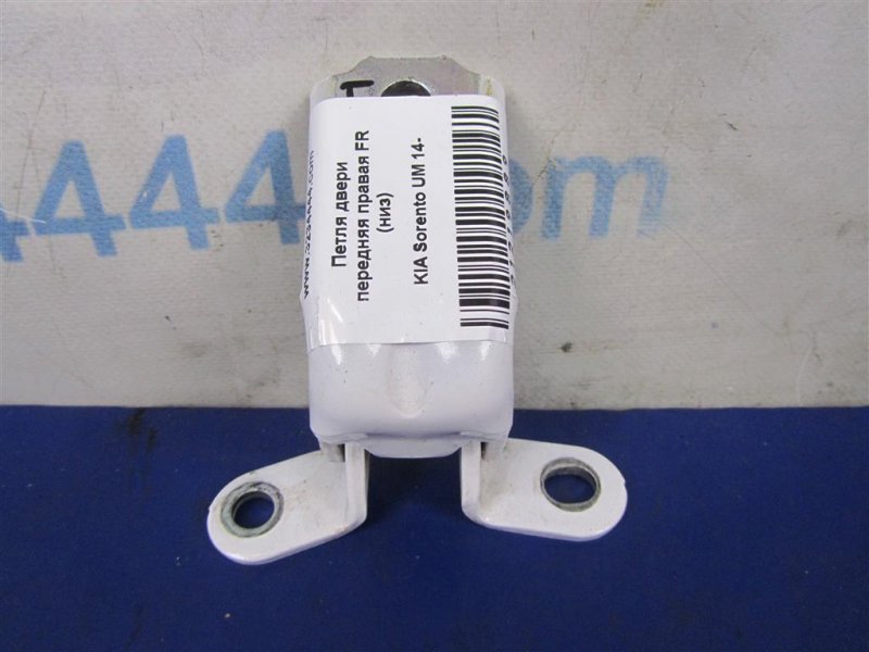 Запчасть петля двери нижняя передняя правая KIA SORENTO UM 14- 79310-2B010 Б/У Петля двери нижняя передняя правая KIA SORENTO UM 14- 79310-2B010 Б/У