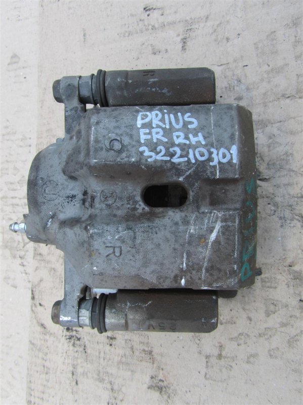 Суппорт тормозной передний правый TOYOTA PRIUS - 30 09-17 47730-47060 Б/У