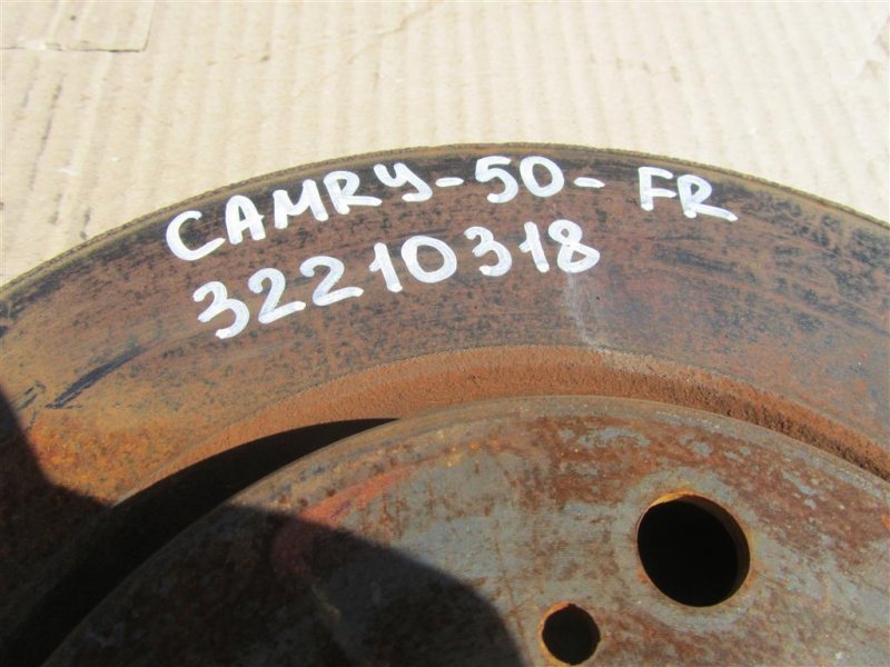 Тормозной диск передний CAMRY 50 12-15