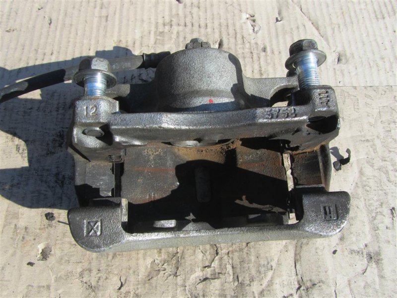 Суппорт тормозной передний левый NISSAN X-TRAIL/ROGUE T32 13-20