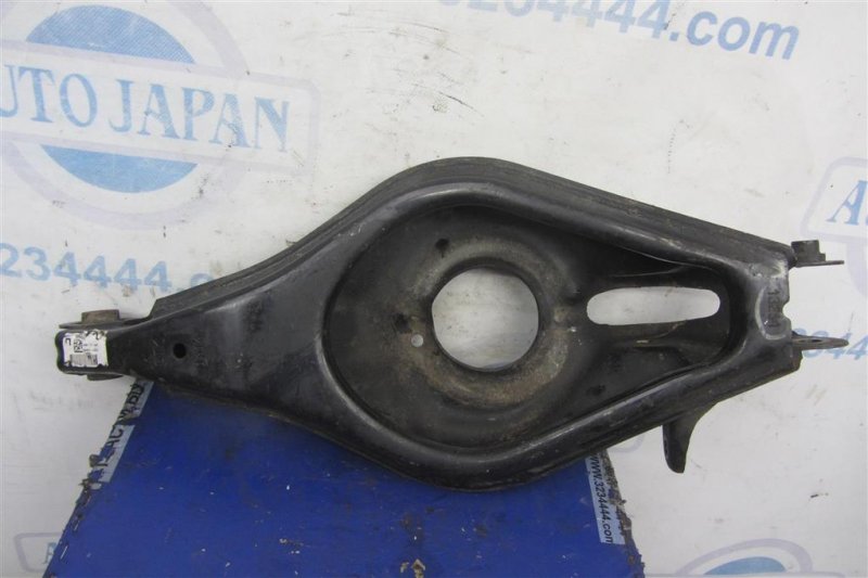 Рычаг задней подвески поперечный нижний задний правый ACURA RDX 06-12 Внедорожник 2.3