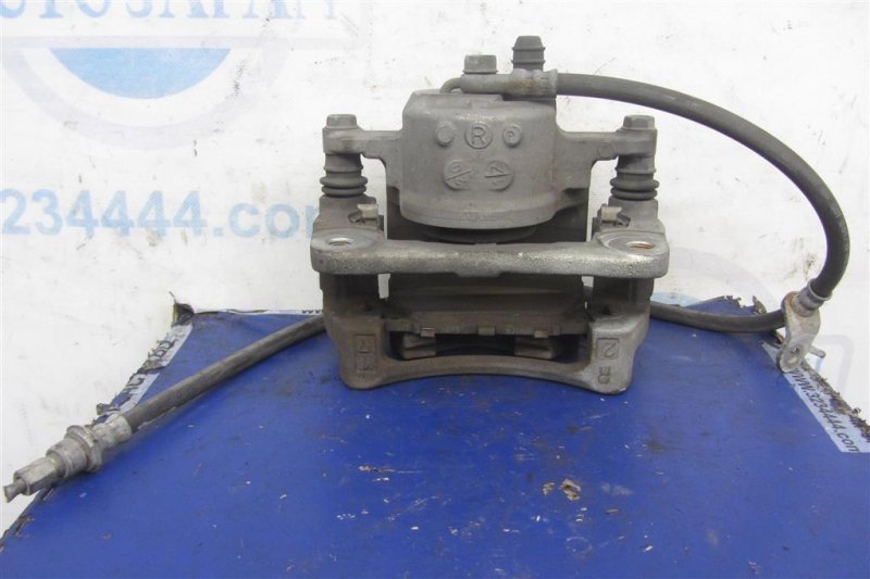 Суппорт тормозной передний правый LEXUS CT200 11-17 Хетчбек 1.8 Суппорт тормозной передний правый LEXUS CT200 11-17 Хетчбек 1.8